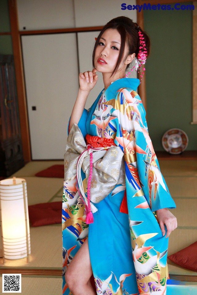 Hana Yoshida - Pool Foto Model No.bcdb05