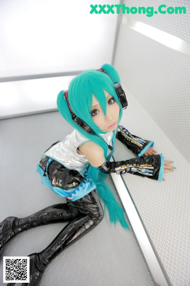 Reku Momoiro - Upskir Gand Video No.44bcaa