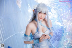 Cosplay 瓜希酱 爱蜜莉雅 水晶礼服